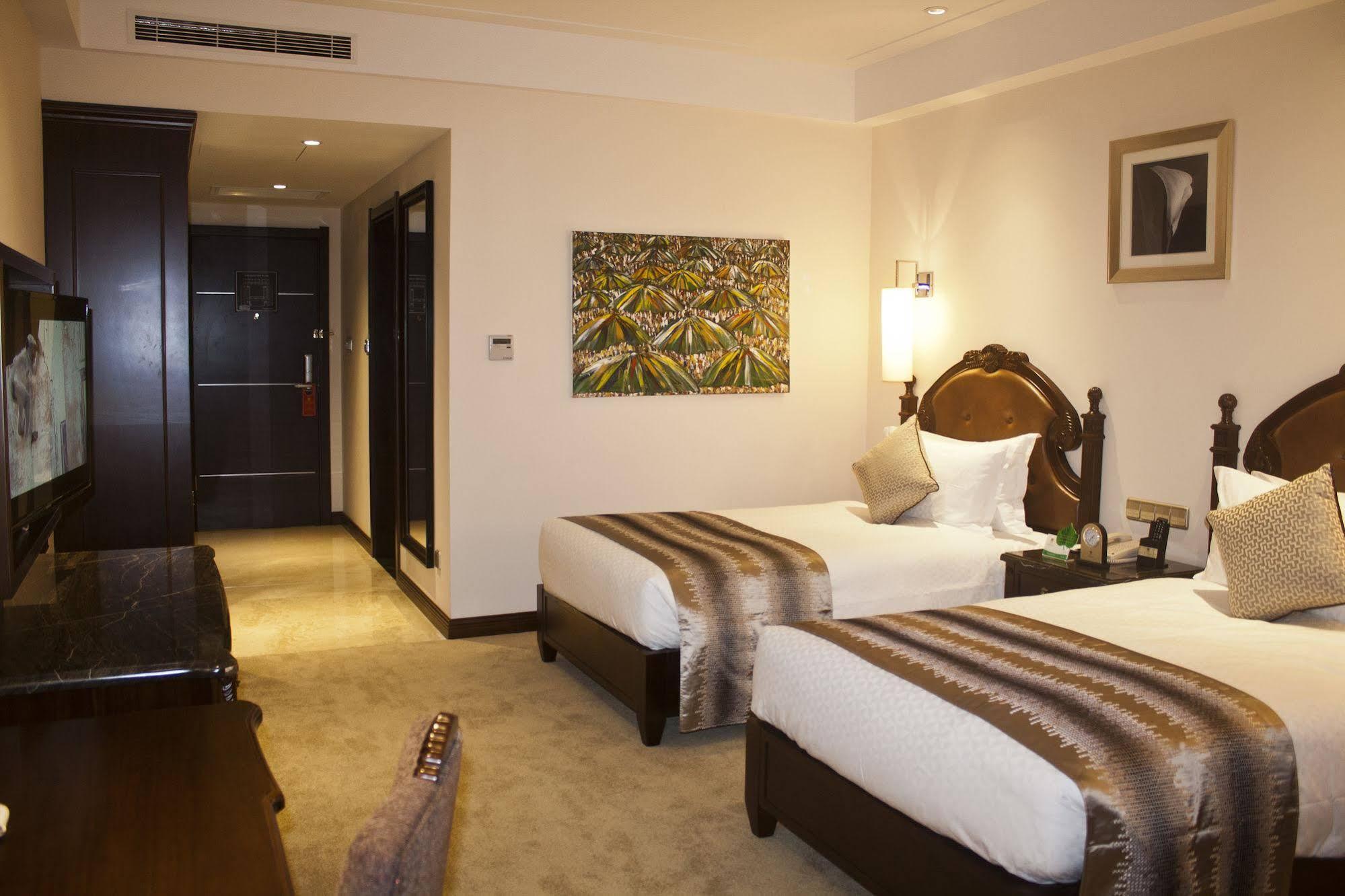 Tang Palace Hotel Accra Eksteriør billede