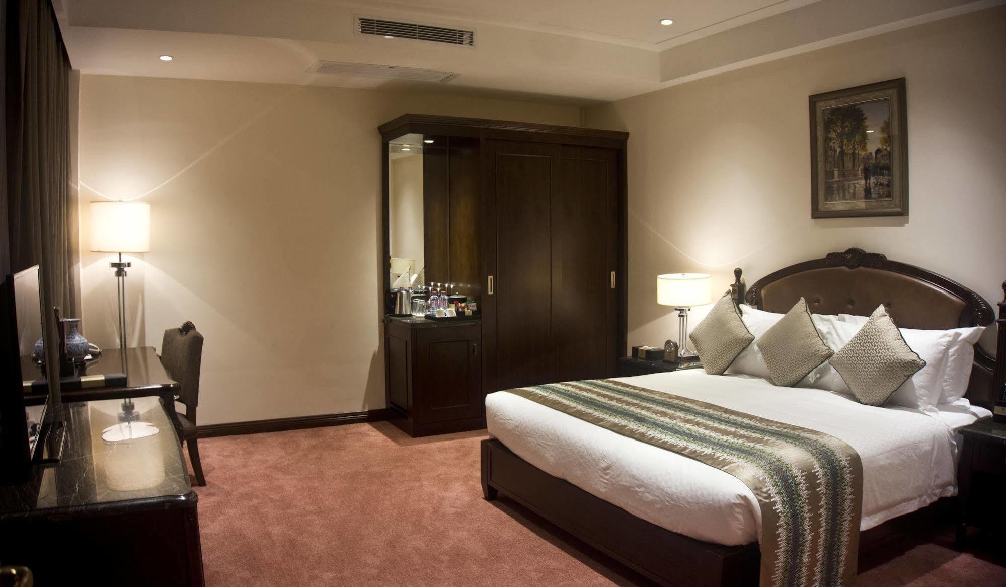 Tang Palace Hotel Accra Eksteriør billede