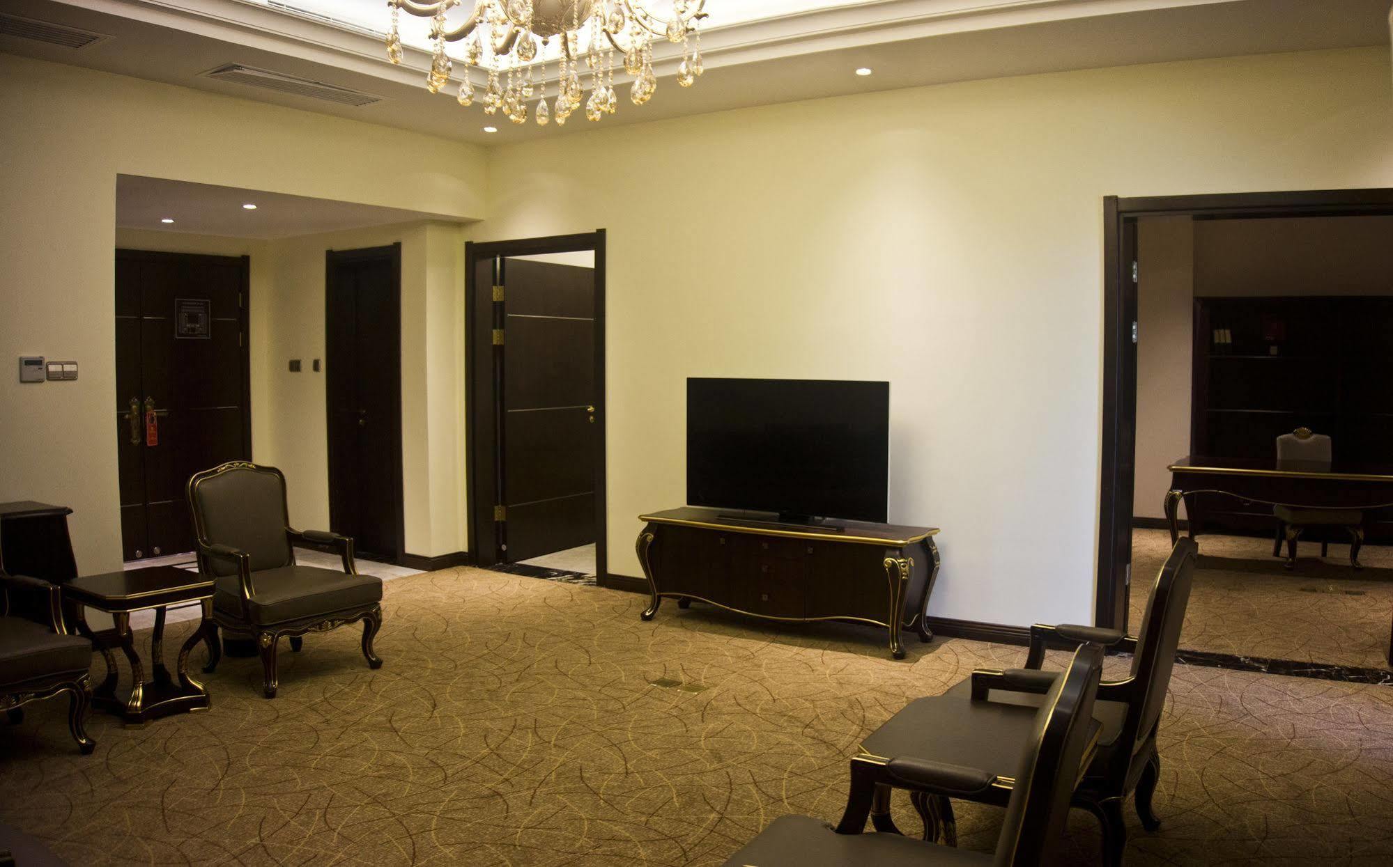 Tang Palace Hotel Accra Eksteriør billede